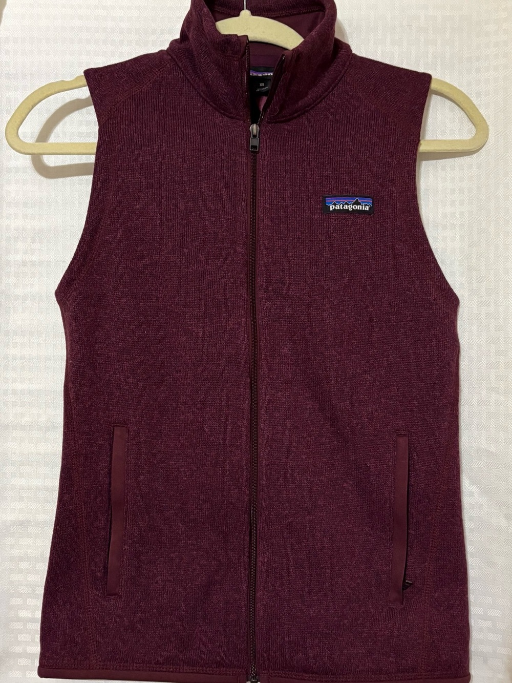 Patagonia Women's Plum Full-Zip Knitted Fleece Vest
